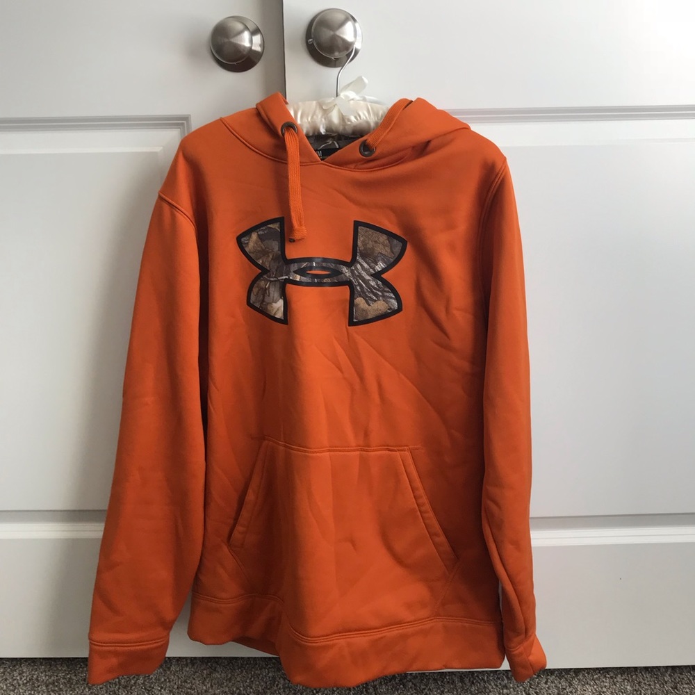 NWOT Under Armour Camo Hoodie